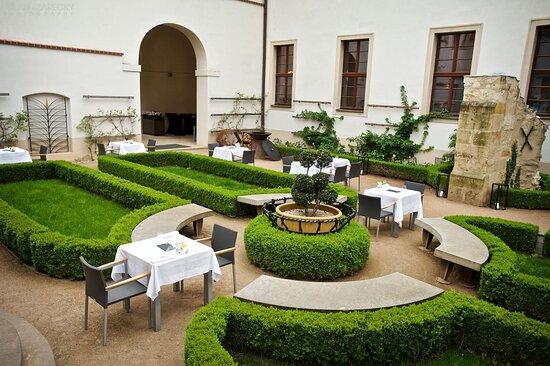 Augustine Restaurant